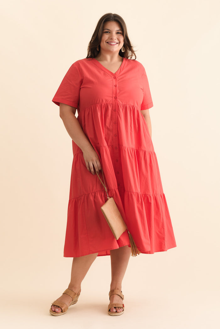 Winona Red Cotton Button Dress,Brunette model,plus-size,curve-dresses,plus-size-midi-dresses,plus-size-cotton-dresses,plus-size-summer-dresses,alt text|model:Gabby