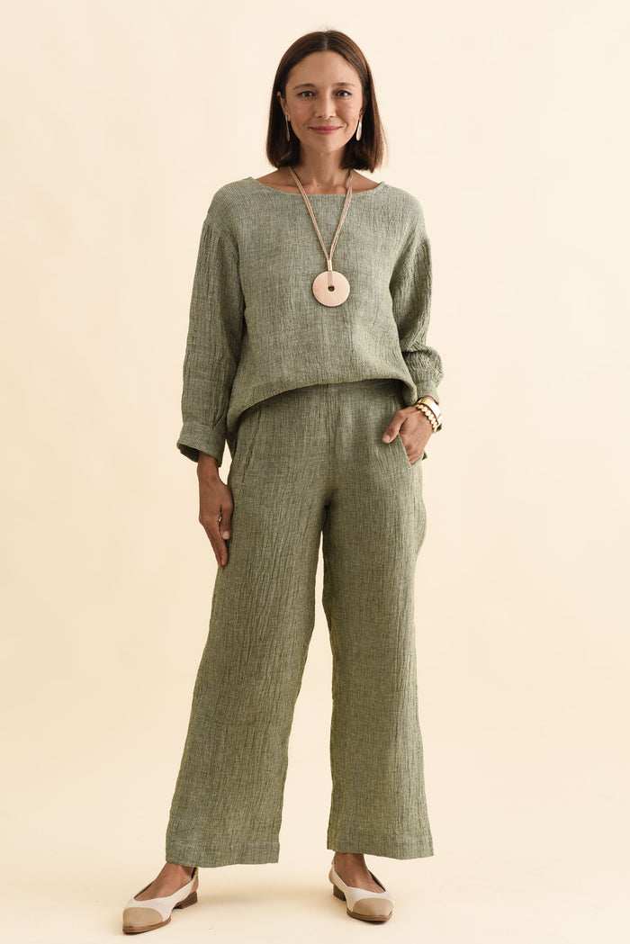 Xandra Sage Linen Pocket Pants,Brunette model,alt text|model:Cara