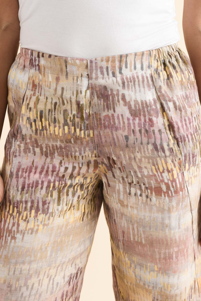 Xandra Yellow Abstract Linen Pocket Pants,Detail,Brunette model,alt text|model:Cara