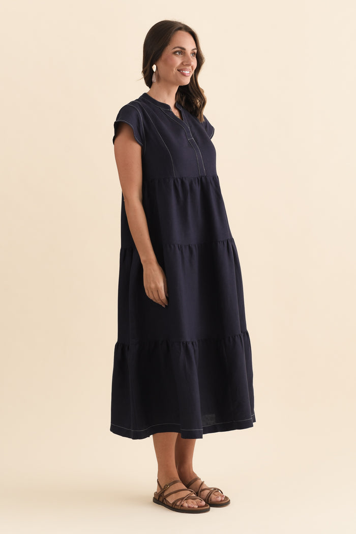 Yvette Navy Contrast Linen Blend Dress,Brunette model,alt text|model:MJ