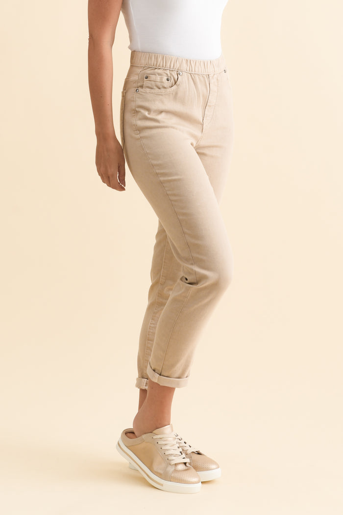 Zadie Beige Stretch Jeans,Brunette model,alt text|model:MJ