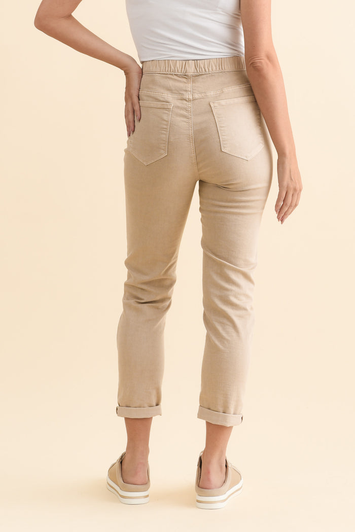 Zadie Beige Stretch Jeans,Brunette model,alt text|model:MJ