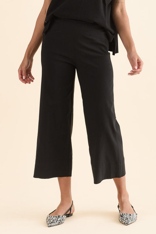 Zaro Black Wide Leg Pants,Front,Brunette model,alt text|model:Brontie