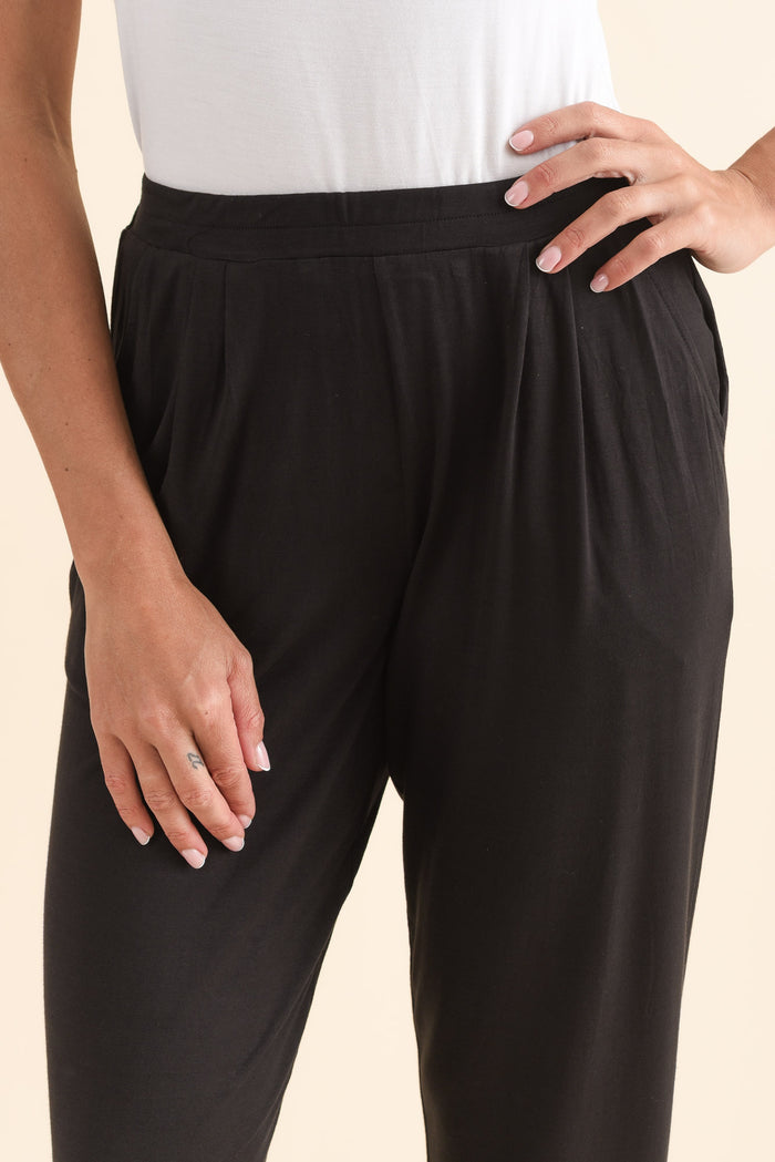 Zaro Black Wide Leg Pants,Detail,Brunette model,alt text|model:Brontie