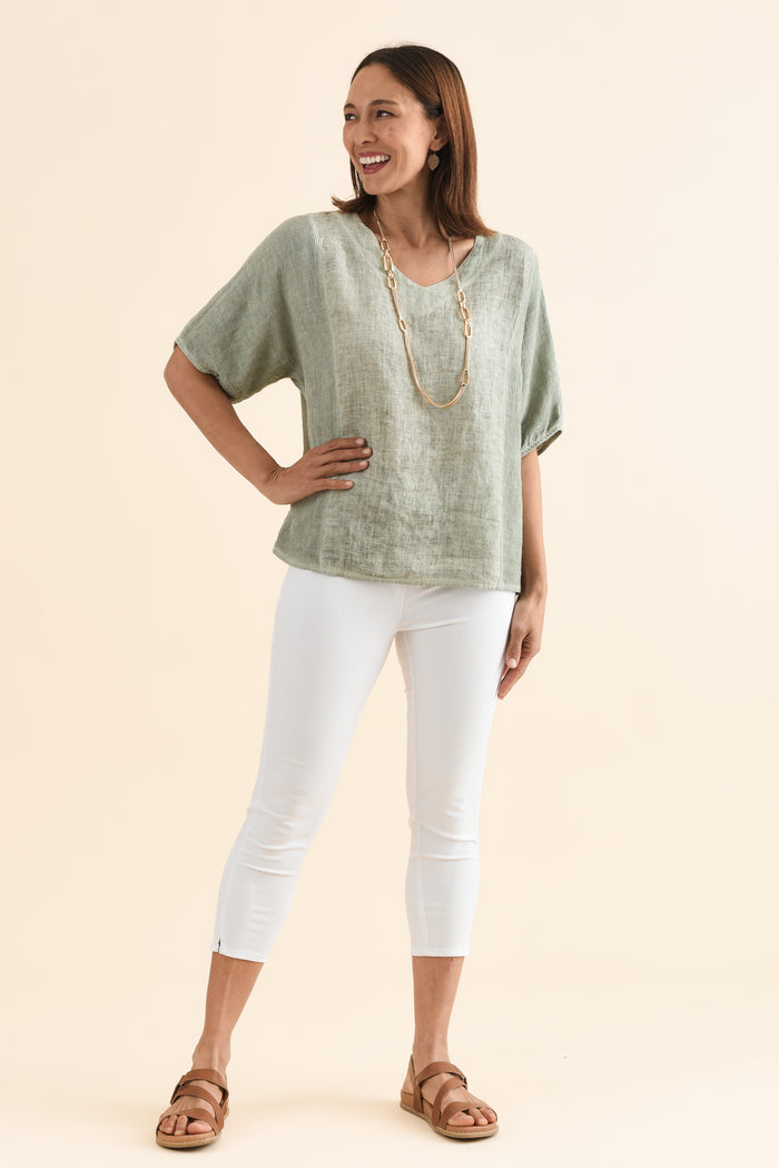 Ziola Khaki Linen Cotton Top,Full Body,Brunette model,alt text|model:Cara