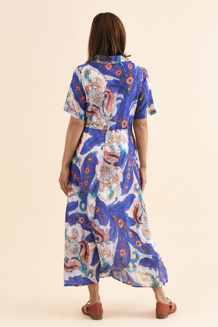Zoya Blue Garden Pocket Tie Dress,Back,Brunette model,alt text|model:Cara